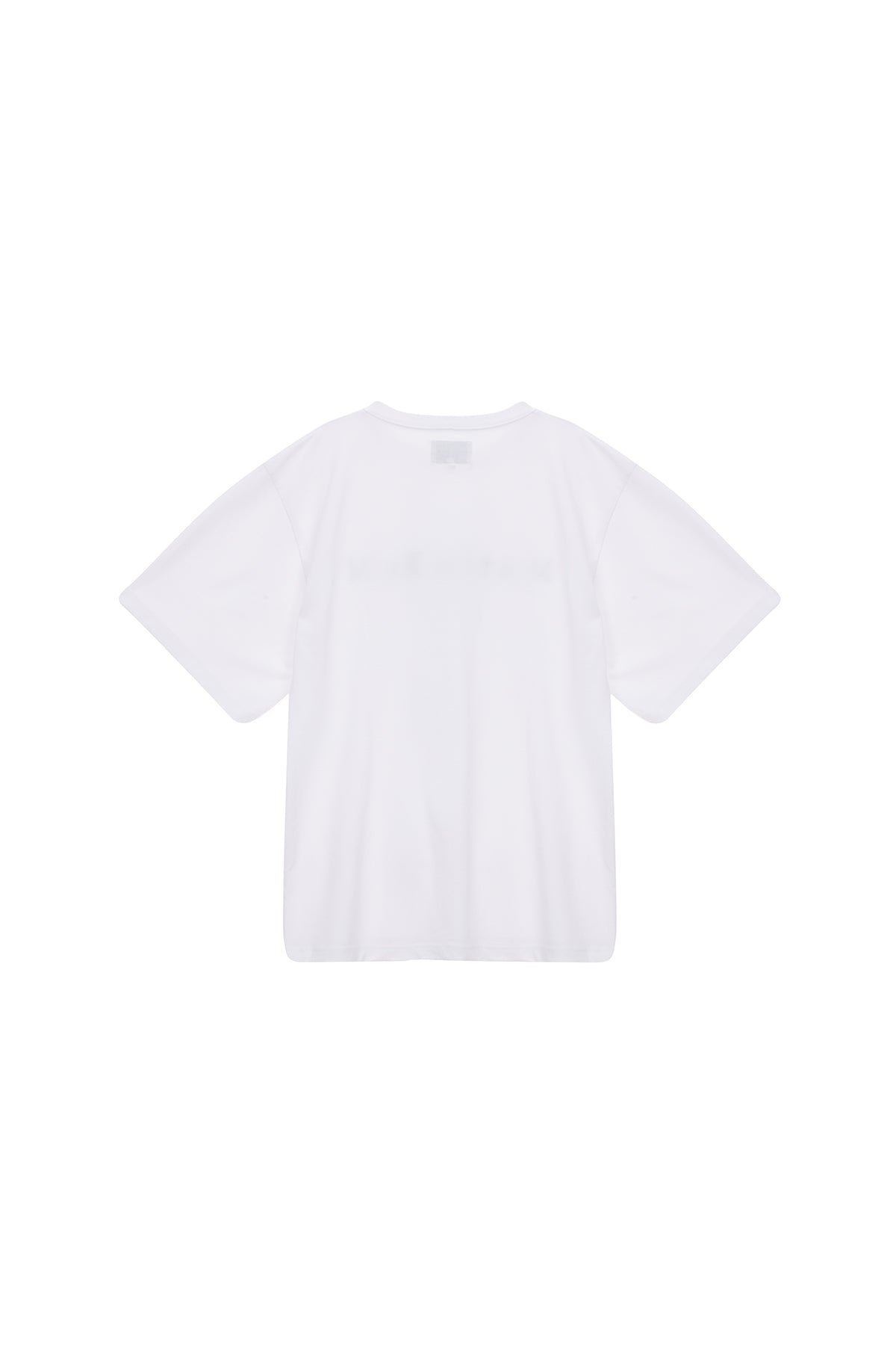 Áo oversize nữ với cổ tròn và họa tiết thêu logo Matin Kim.