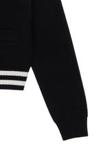 Áo khoác dệt kim unisex với họa tiết kẻ sọc, thiết kế dáng cropped và khóa kéo.
