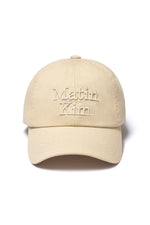 Mũ với thiết kế 6 mảnh, vành cong, logo thêu.