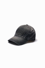Mũ denim unisex với thiết kế 6 mảnh và hiệu ứng giặt bạc.
