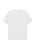 Áo phông unisex màu trắng với logo Matin Kim, tay ngắn và cổ tròn, phù hợp cho mọi hoạt động.
