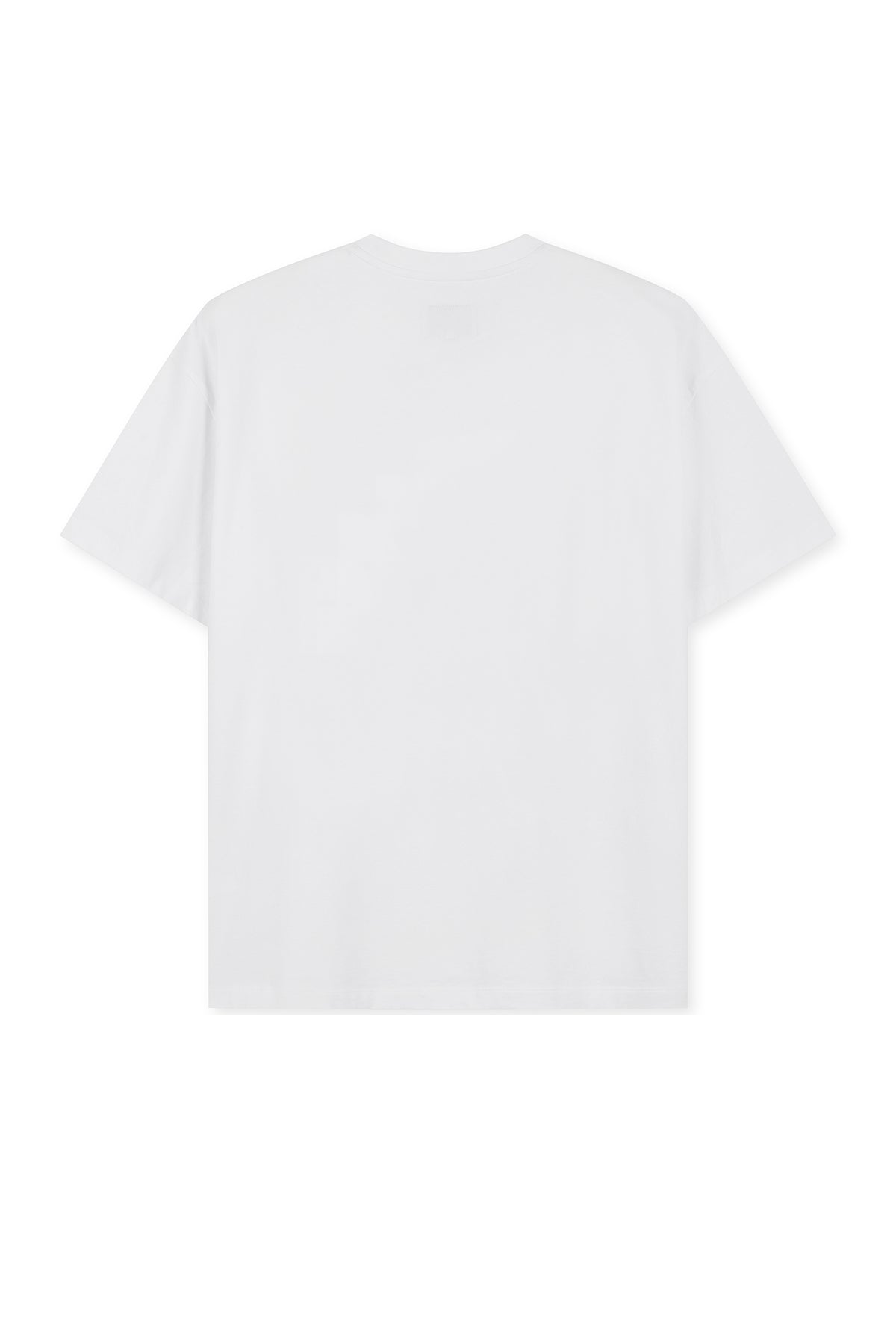 Áo phông unisex màu trắng với logo Matin Kim, tay ngắn và cổ tròn, phù hợp cho mọi hoạt động.