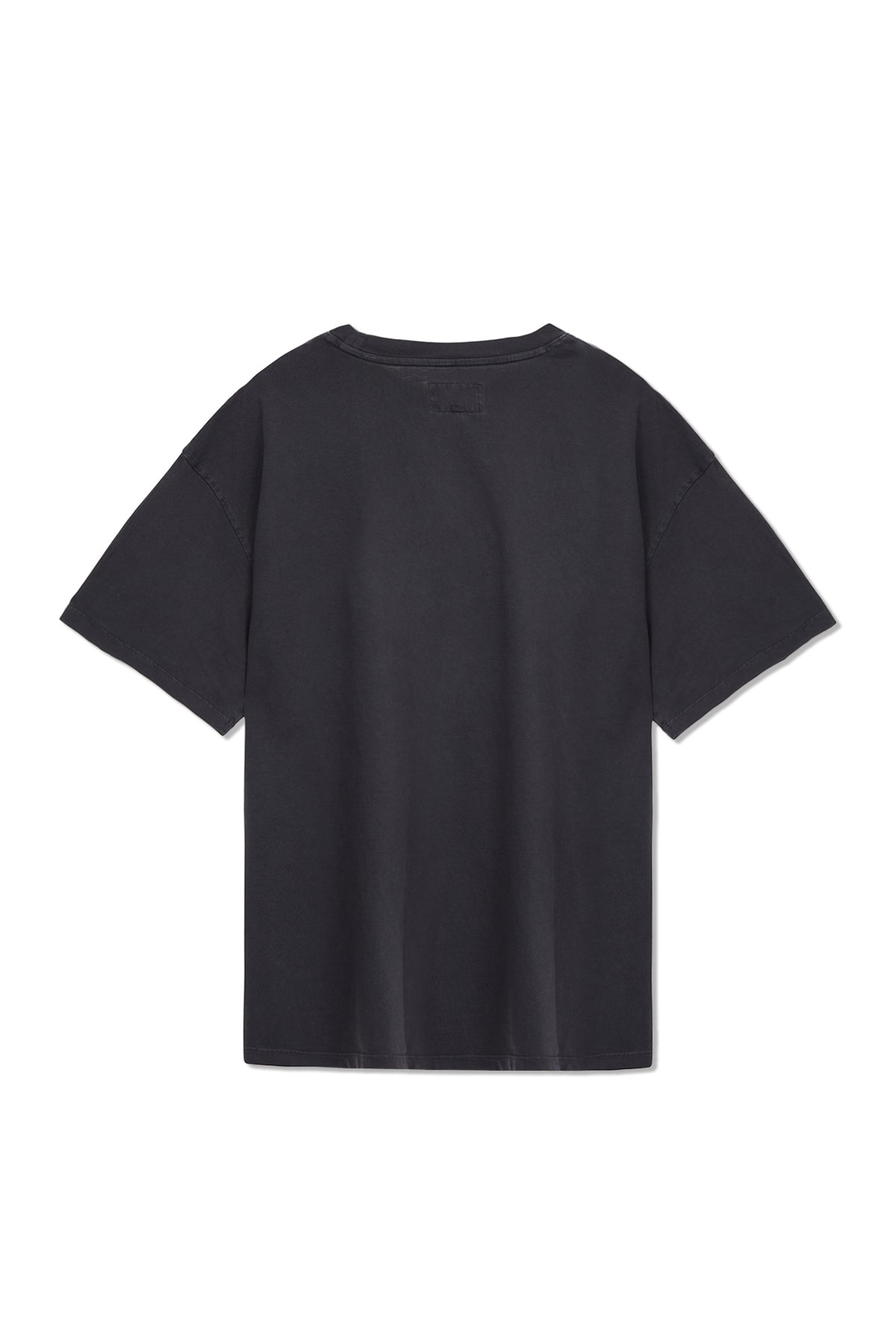 Áo phông unisex với logo Matin Kim và hiệu ứng giặt bạc, phù hợp cho mọi phong cách.