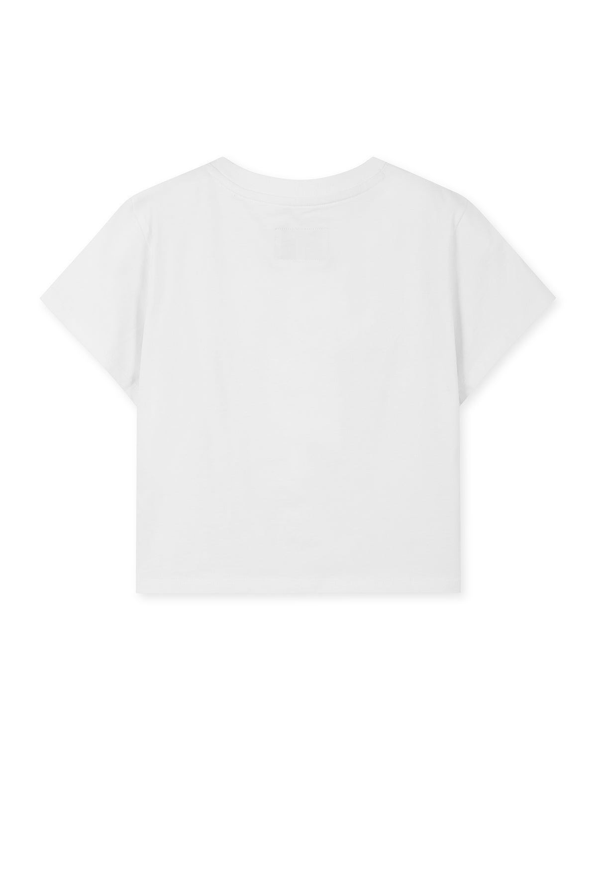 Áo cropped trắng với họa tiết in logo Matin Kim, tay ngắn và cổ tròn.