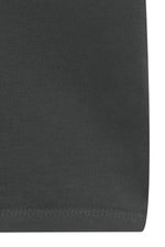 Áo cropped nữ với logo Matin Kim, tay ngắn và cổ tròn, chất liệu cotton thoải mái.
