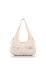 Túi tote mini lưng lưới cho nữ với logo Matin Kim.