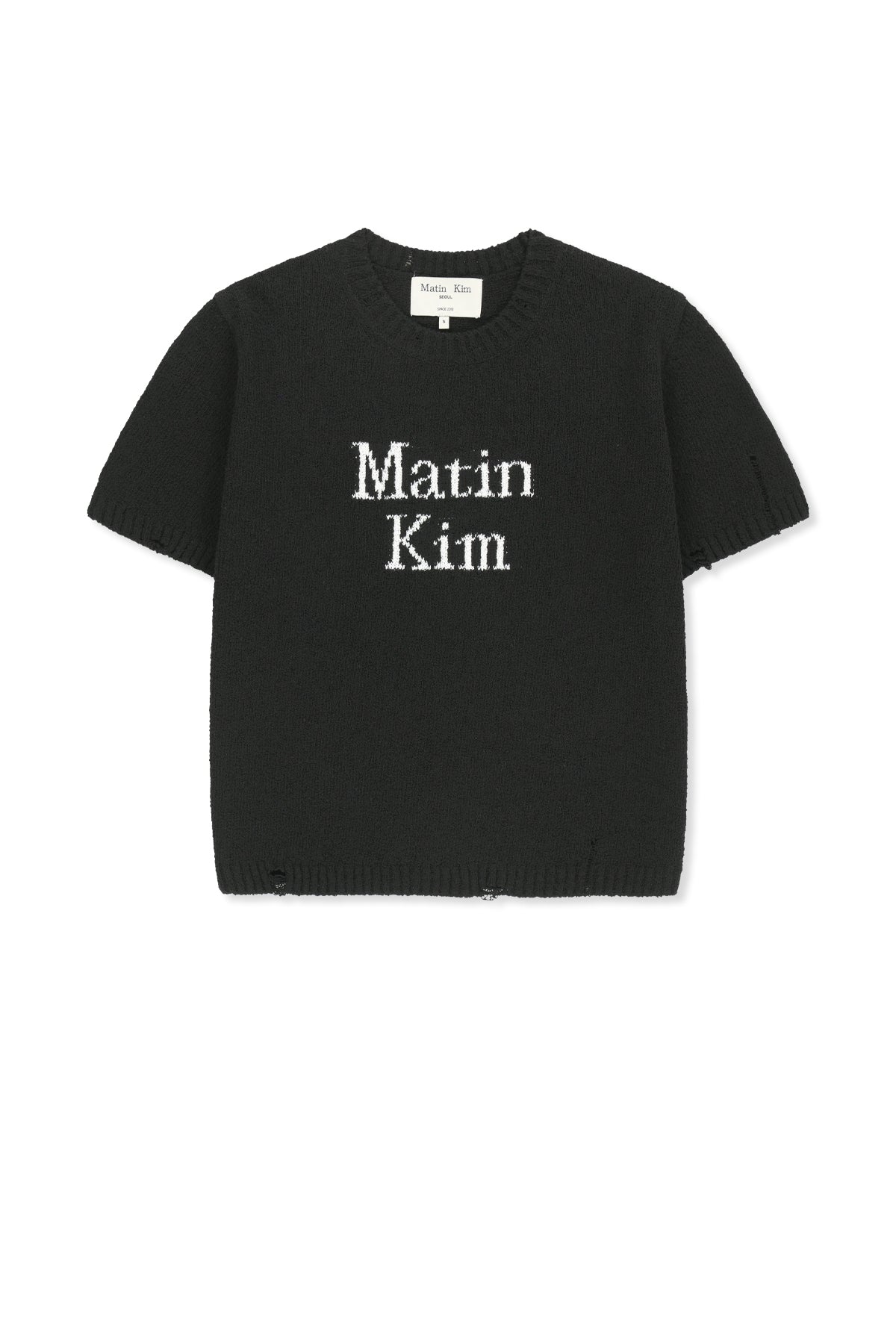 Áo len nữ màu đen với tay ngắn và logo Matin Kim.
