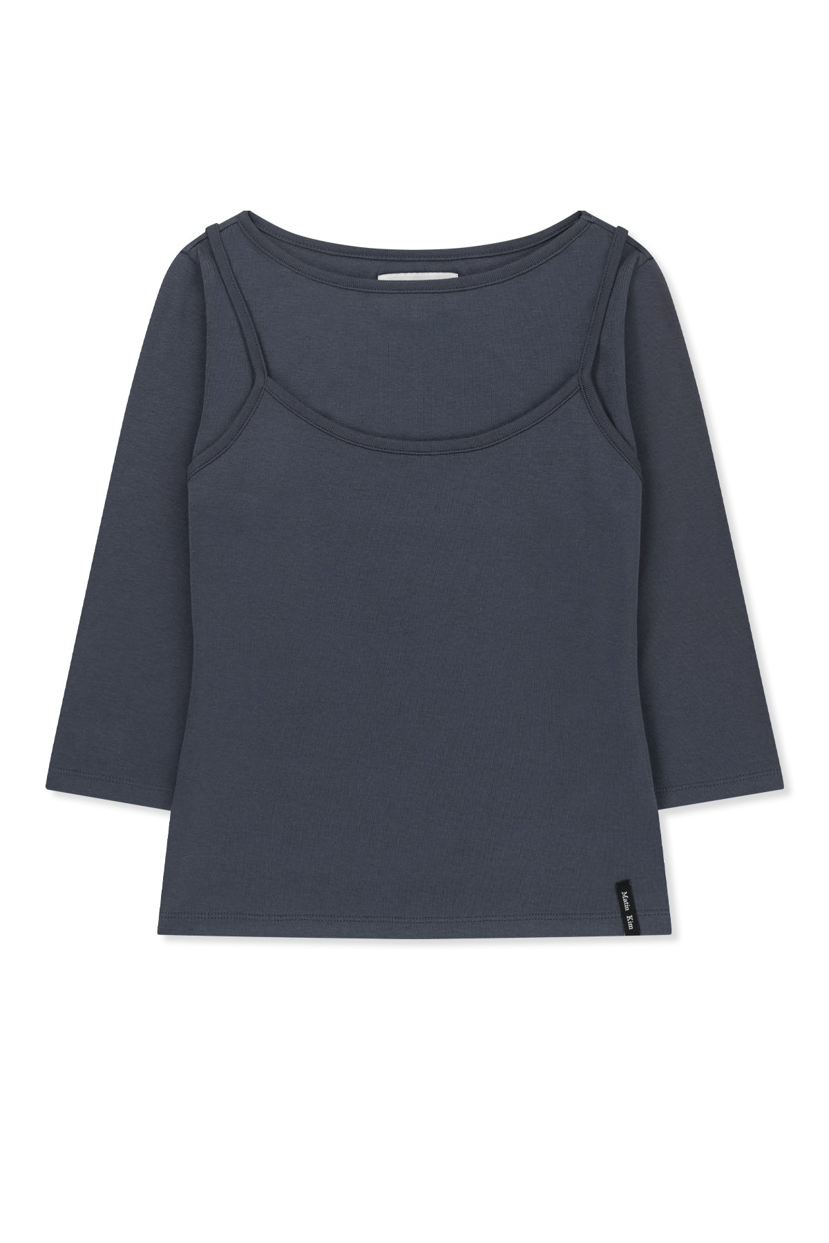 Áo blouse nữ dáng ôm, cổ vuông, tay dài 3/4, chất liệu cotton mềm mại.
