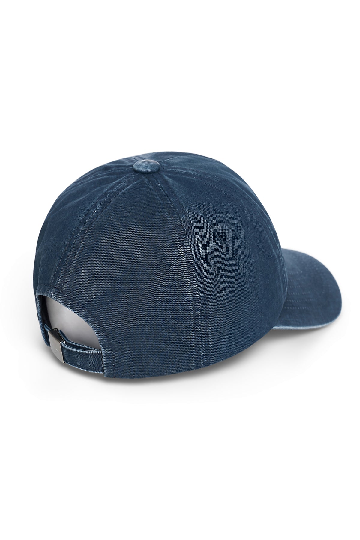 Nón bóng chày cotton màu navy, vành cong, logo thêu giữa mặt trước, khóa dây vải điều chỉnh được.