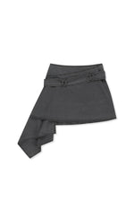 Chân váy mini nữ với thiết kế hai lớp và cạp cao, phù hợp cho phong cách thanh lịch.