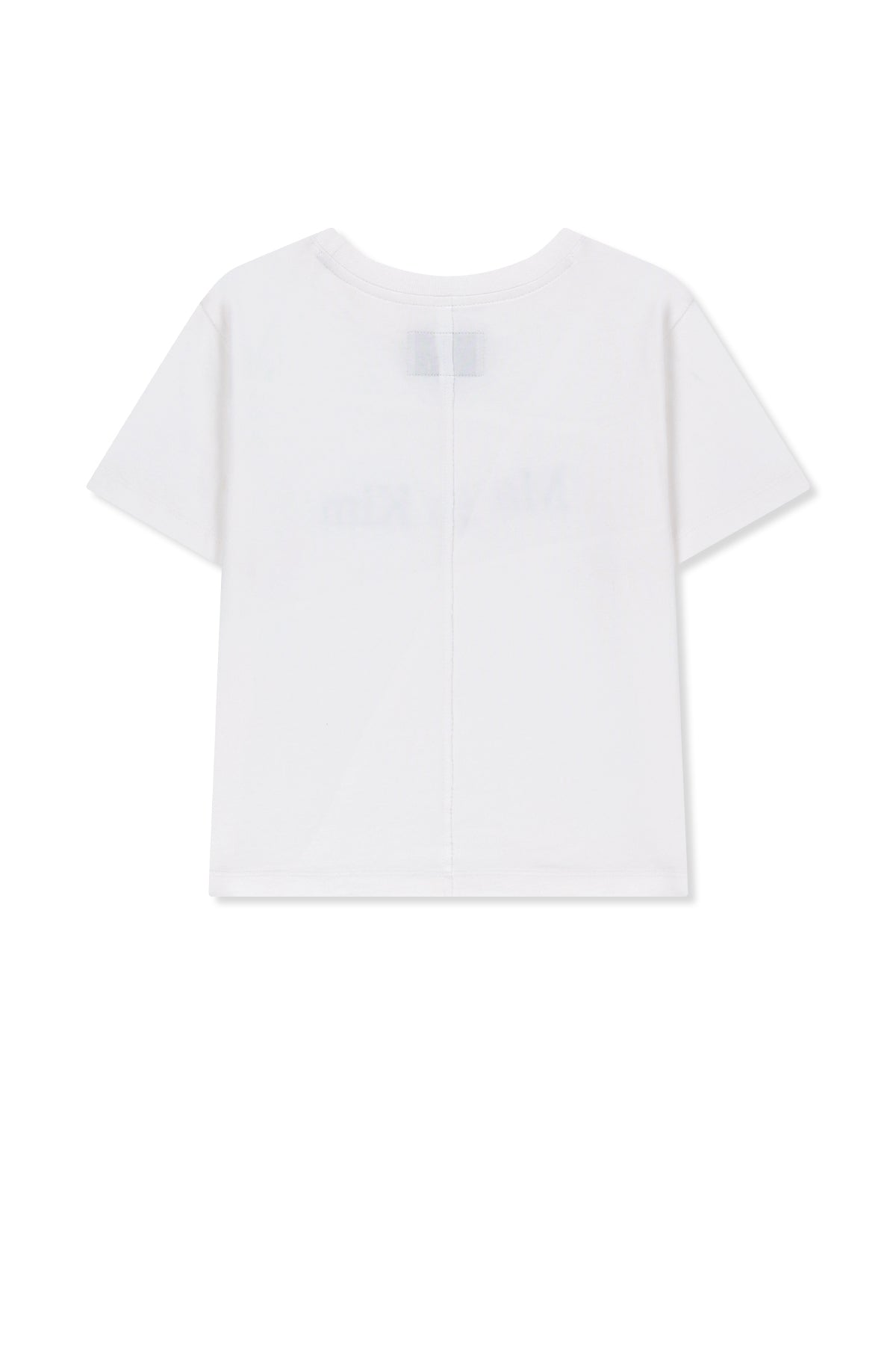 Áo cropped nữ với thiết kế cắt chéo và logo Matin Kim, chất liệu cotton mềm mại, kiểu dáng ôm sát.