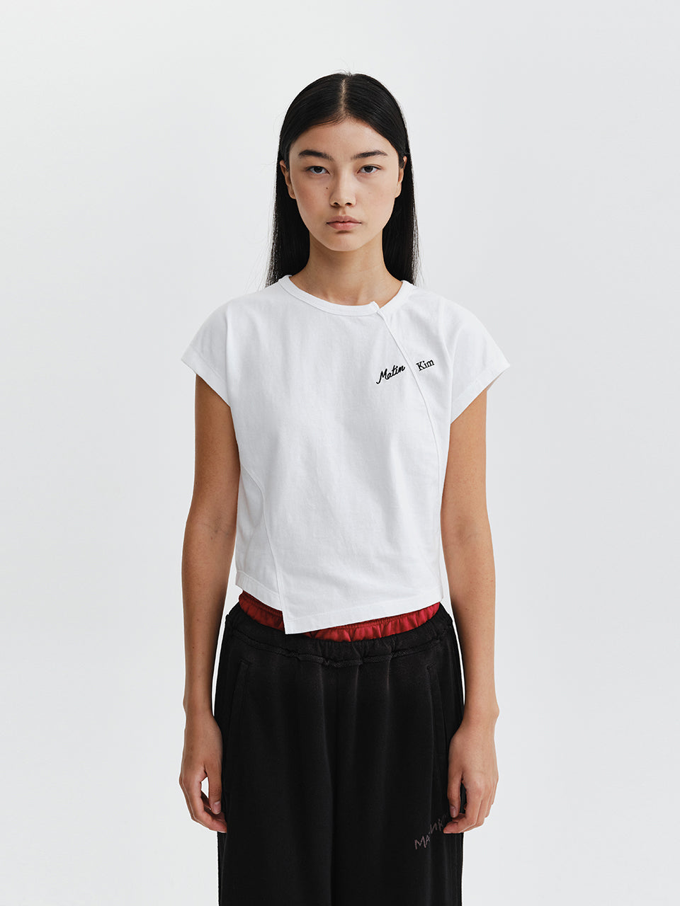 Áo Thời Trang Nữ Matin Kim Curved Cut Slim Top - Ivory