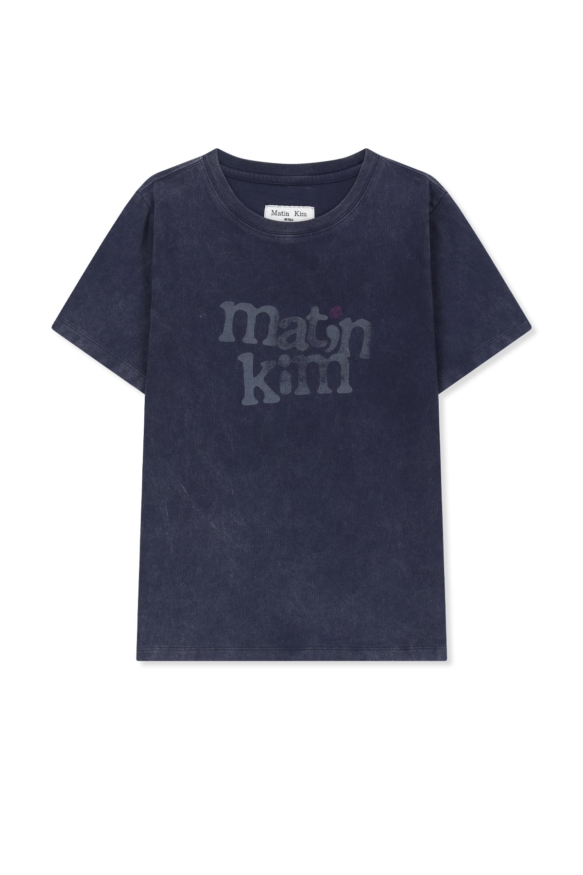 Áo thời trang nữ slim fit với cổ tròn và tay ráp, in logo Matin Kim.